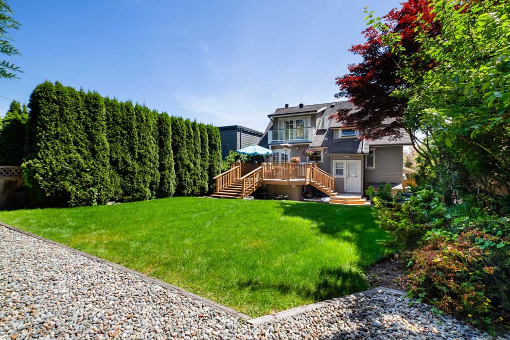 About Lynn Valley Landscaping